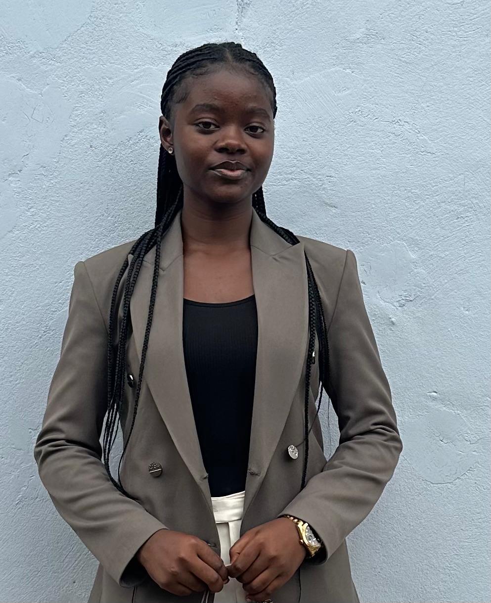 Elangwe Lois Makane